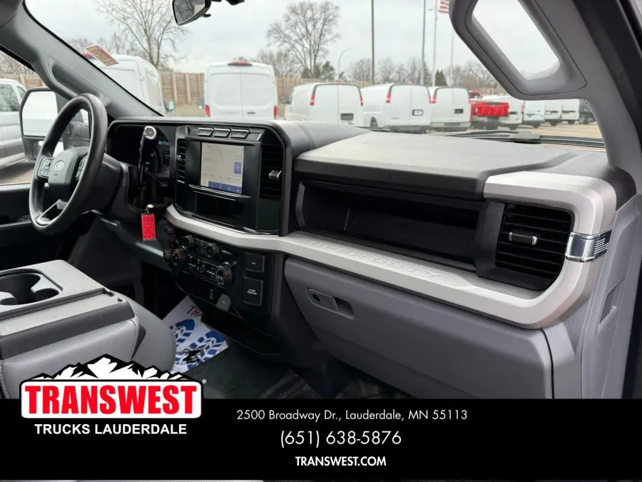 2024 Ford Super Duty F-250 XL | Photo 6 of 20