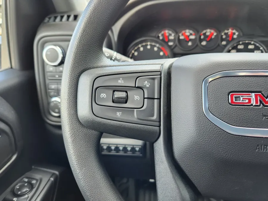 2026 GMC Sierra 2500HD Pro | Photo 24 of 30