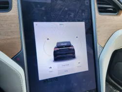 2021 Tesla Model X | Thumbnail Photo 25 of 31