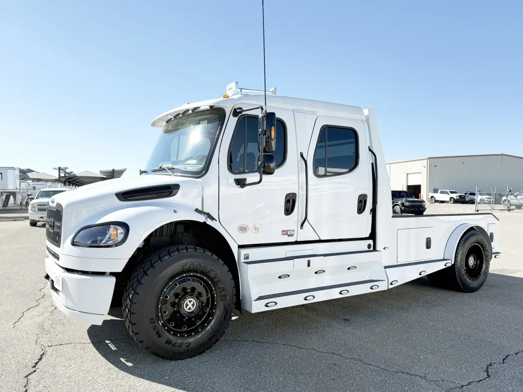 2025 Freightliner M2 106 Plus Summit Hauler 