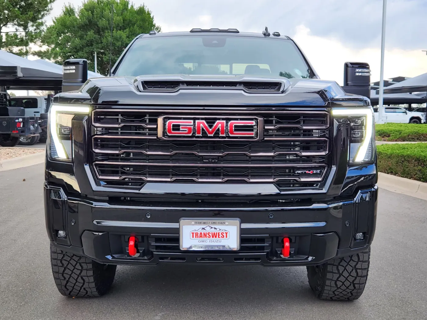 2025 GMC Sierra 2500HD AT4X | Photo 4 of 31