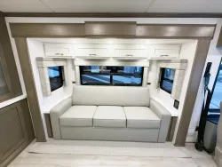 2026 Newmar Northern Star 3418 | Thumbnail Photo 4 of 23