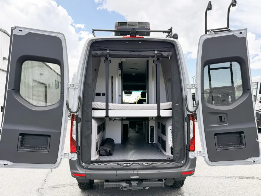 2025 Winnebago Revel Sport 44N | Photo 14 of 16