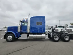 2022 Peterbilt 389 | Thumbnail Photo 4 of 22