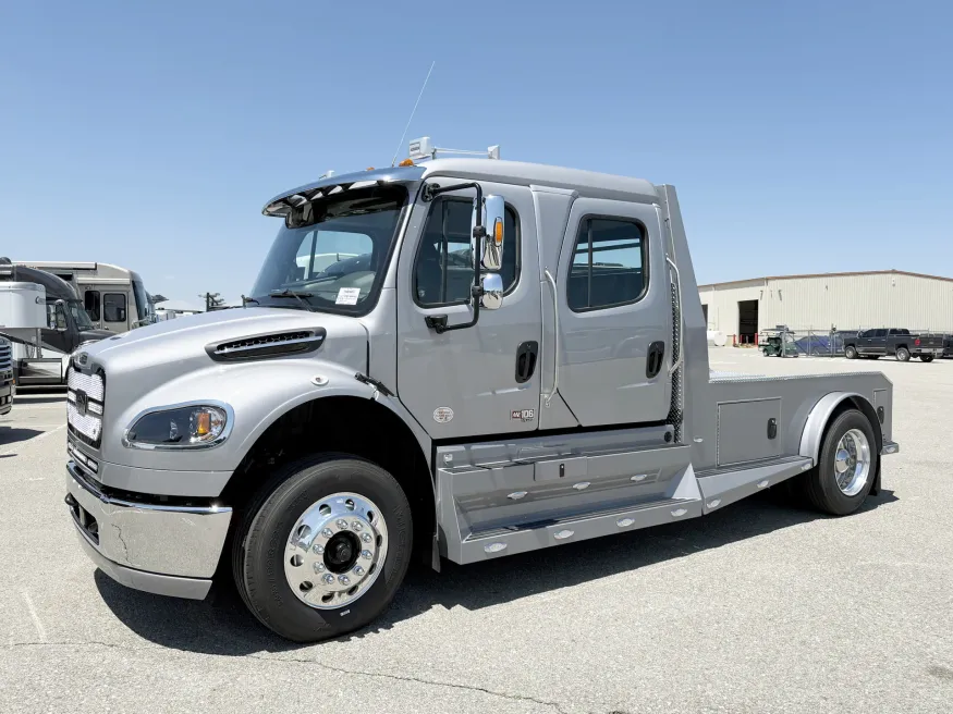 2025 Freightliner M2 106 Plus Summit Hauler | Photo 1 of 25