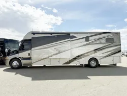 2026 Renegade Explorer 40EBH | Thumbnail Photo 22 of 31