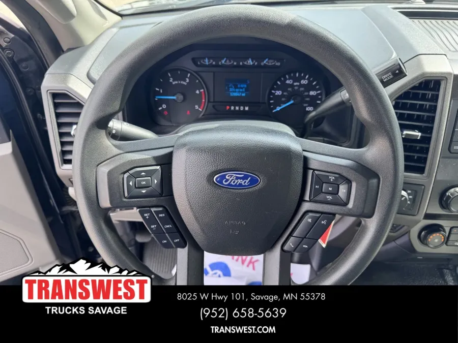 2022 Ford F-550 | Photo 4 of 12