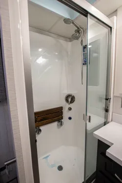 2026 Newmar Super Star 4059 | Thumbnail Photo 27 of 28