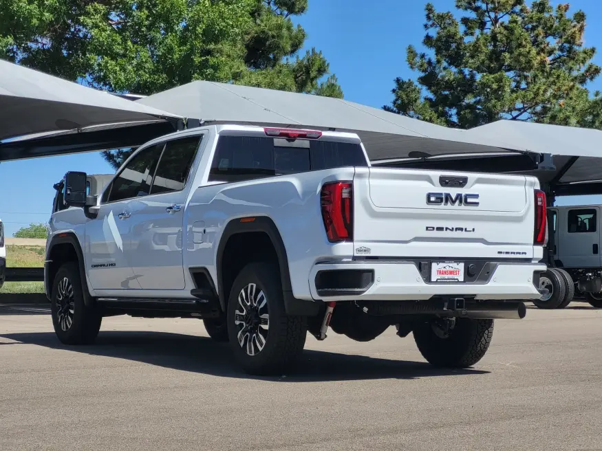 2026 GMC Sierra 2500HD Denali Ultimate | Photo 4 of 25