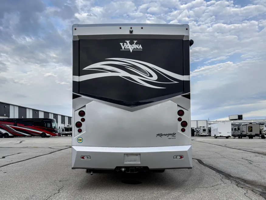 2018 Renegade Verona 40VBH | Photo 6 of 26