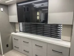 2026 Newmar King Aire 4521 | Thumbnail Photo 20 of 32
