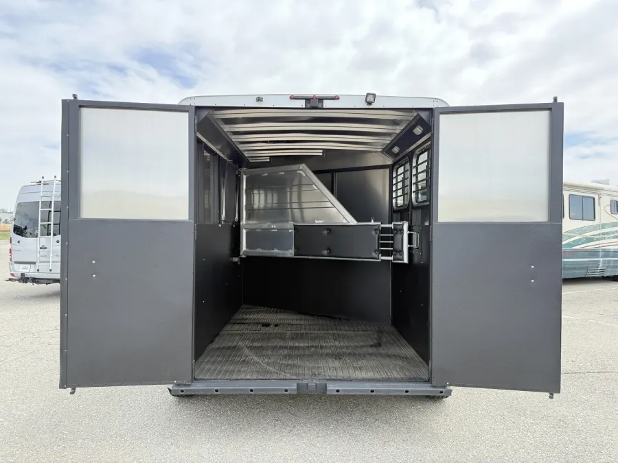 2026 Logan Coach Bullseye 2HGN | Photo 10 of 14