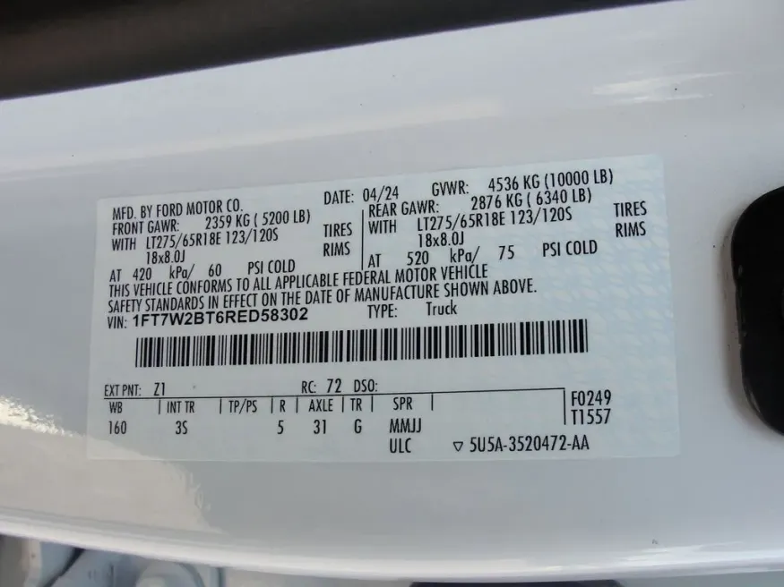 2024 Ford Super Duty F-250 XLT | Photo 32 of 36