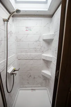 2022 Entegra Qwest 24N | Thumbnail Photo 16 of 22