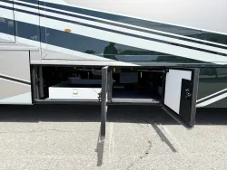 2027 Newmar Ventana 4345 | Thumbnail Photo 28 of 33