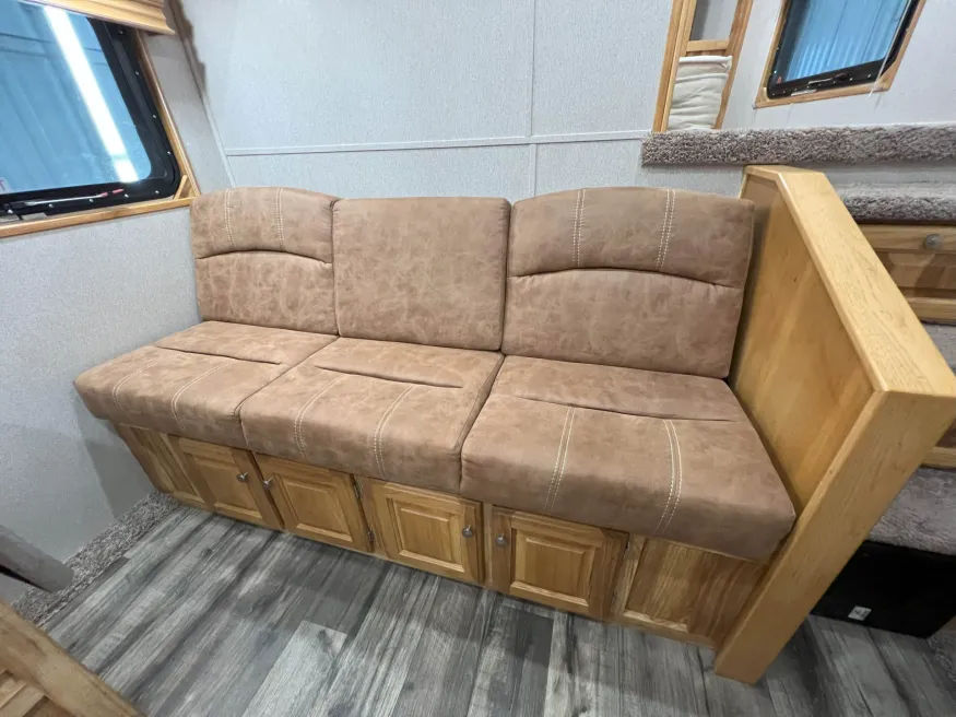 2023 Sundowner Krawler 2286 KM | Photo 11 of 25