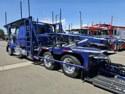 2019 Western Star 4900FA | Thumbnail Photo 3 of 19