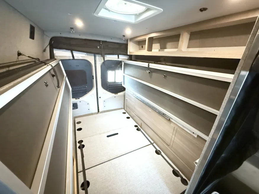 2024 Mercedes Benz 170 Ultra | Photo 12 of 22