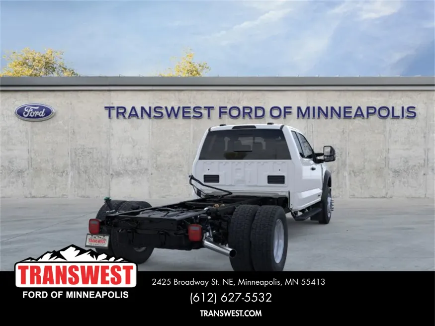 2025 Ford Super Duty F-550 | Photo 8 of 22