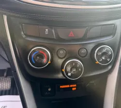 2019 Chevrolet Trax | Thumbnail Photo 15 of 19