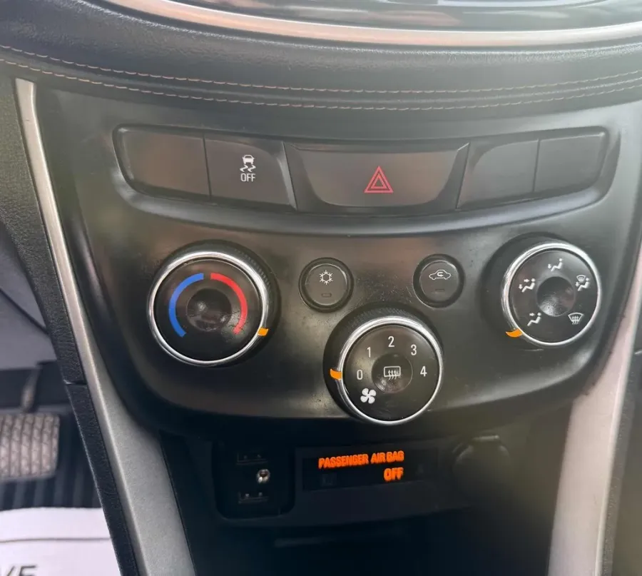 2019 Chevrolet Trax | Photo 15 of 19