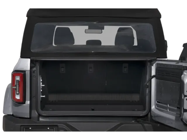 2025 Ford Bronco | Photo 9 of 15