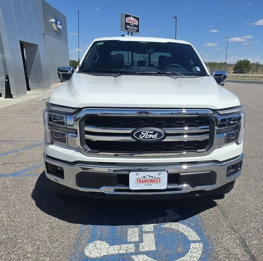 2026 Ford F-150 | Photo 2 of 34