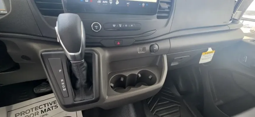 2026 Ford Transit-250 | Photo 19 of 23