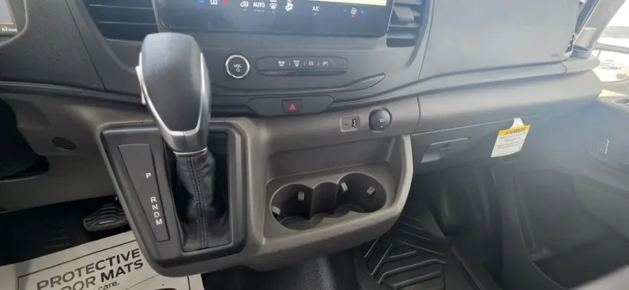 2026 Ford Transit-250 | Photo 19 of 23