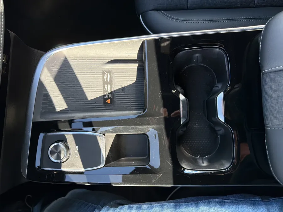 2025 Buick Enclave Preferred | Photo 20 of 23