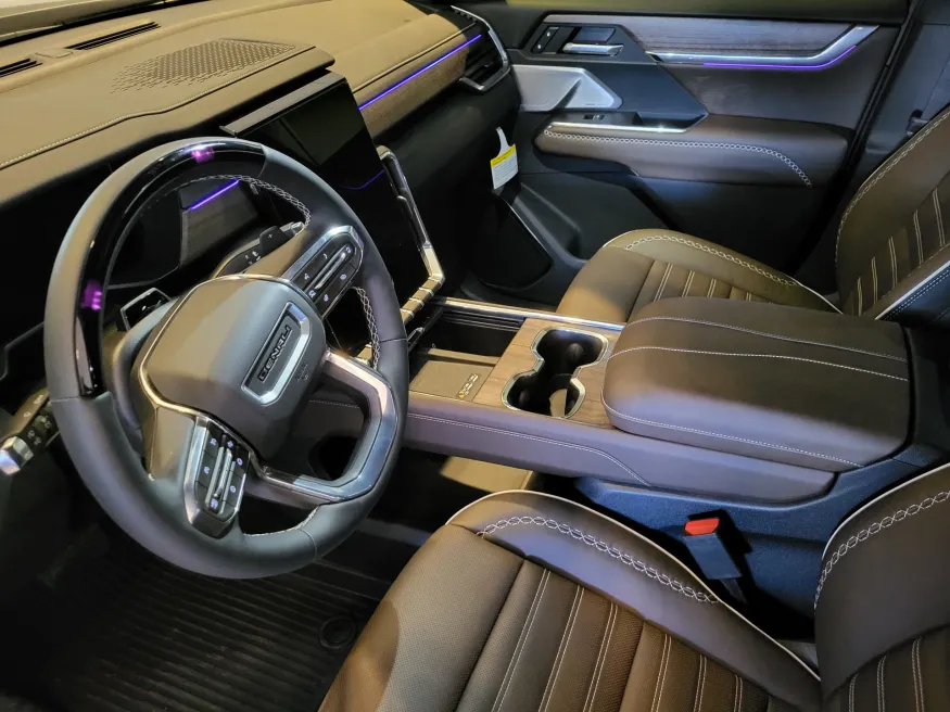 2026 GMC Acadia Denali Ultimate | Photo 11 of 26