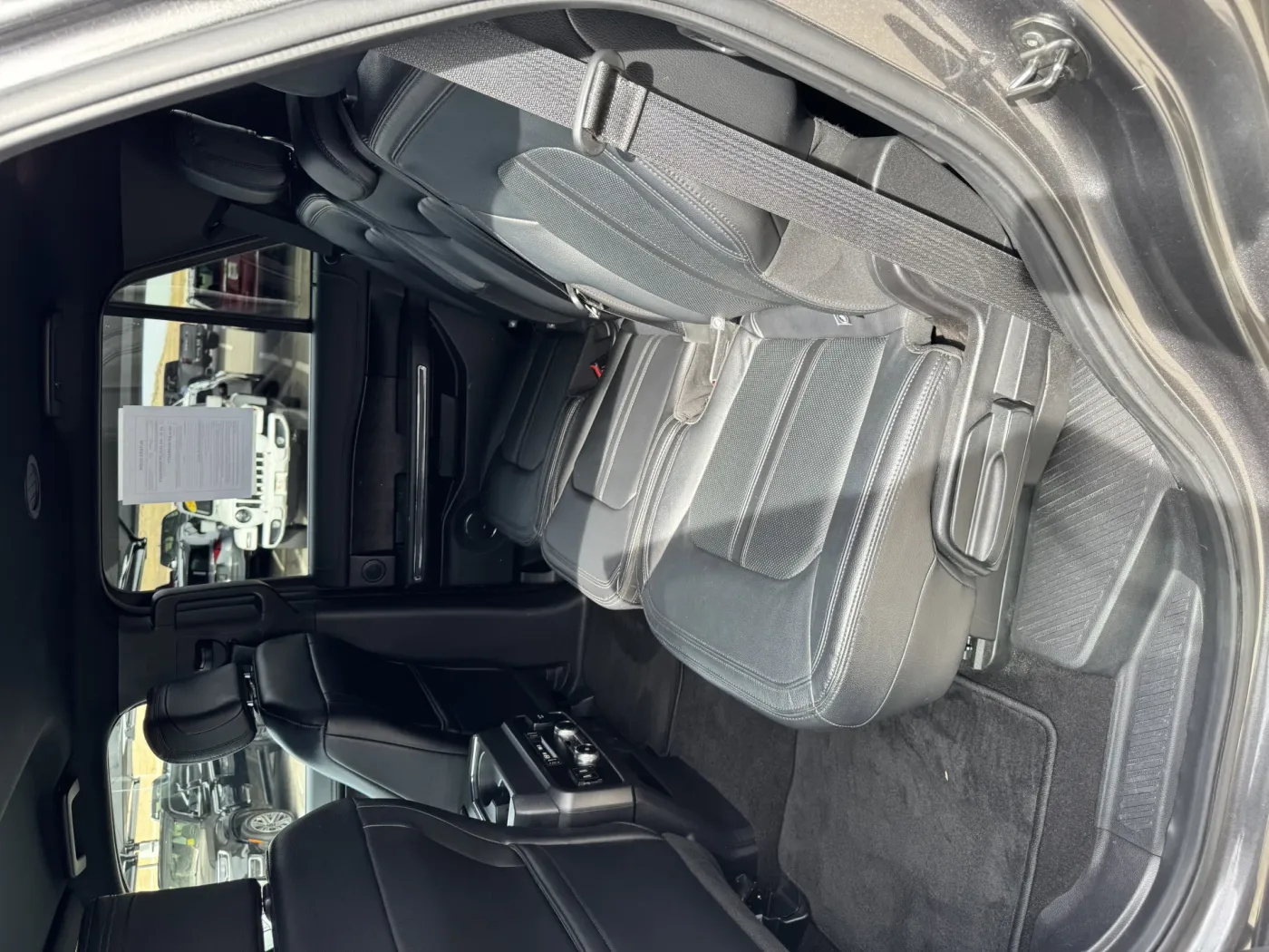 2019 Ford Expedition Limited | Photo 5 of 24