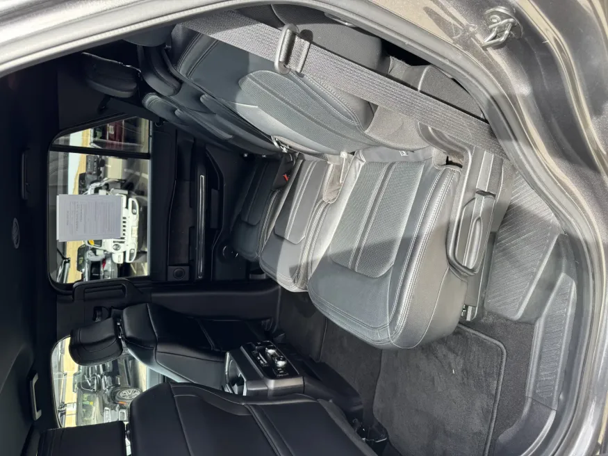 2019 Ford Expedition Limited | Photo 5 of 24