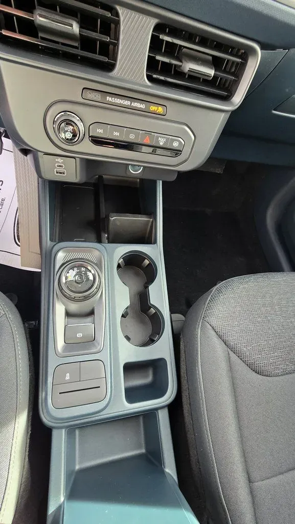 2026 Ford Maverick | Photo 20 of 26