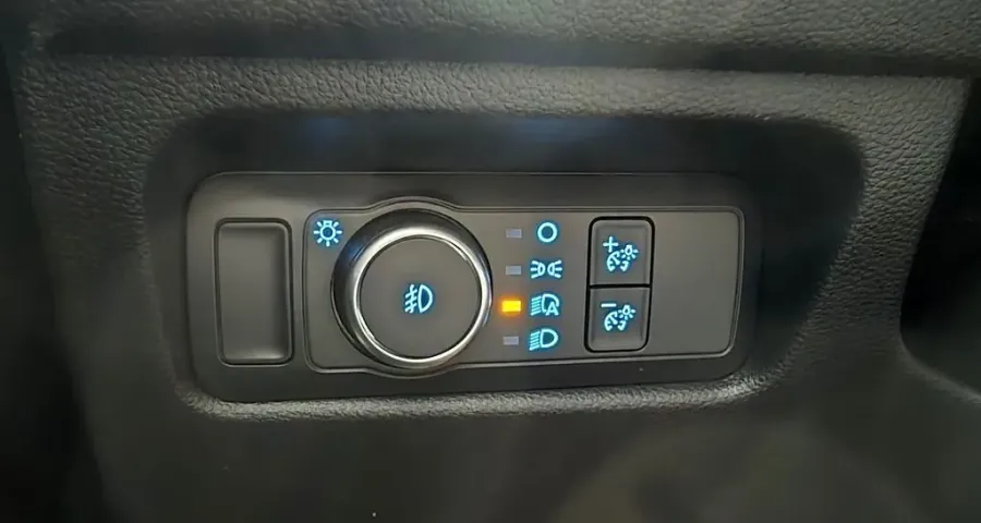 2025 Ford Ranger | Photo 12 of 29