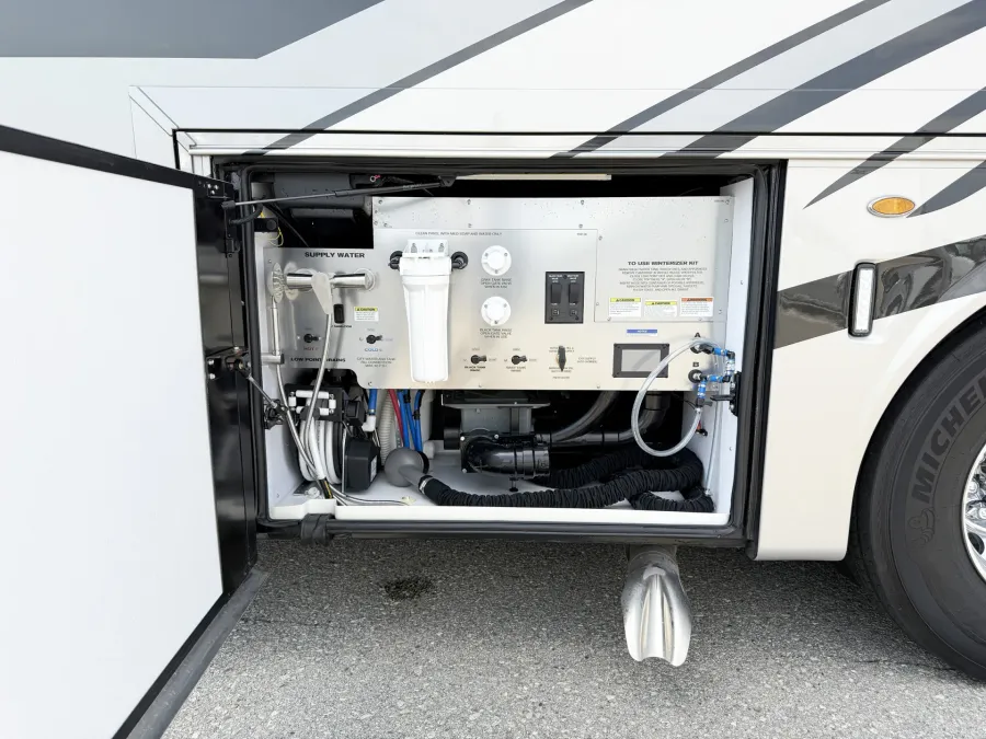 2024 Newmar Supreme Aire 4509 | Photo 30 of 31