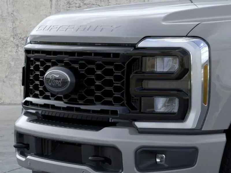 2026 Ford Super Duty F-350 Lariat | Photo 17 of 22