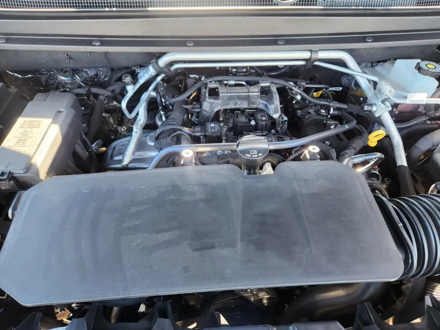 2026 GMC Canyon 4WD AT4X | Photo 23 of 25