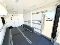 2024 Cimarron Freedom LQ | Thumbnail Photo 18 of 26