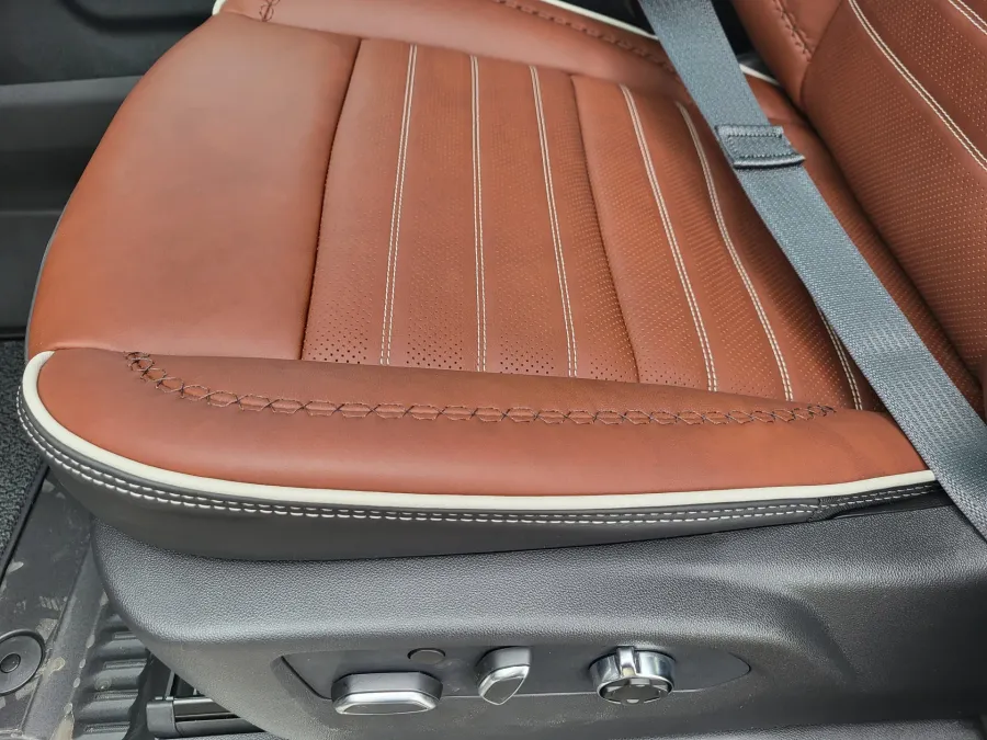 2026 GMC Sierra 1500 Denali Ultimate | Photo 21 of 27