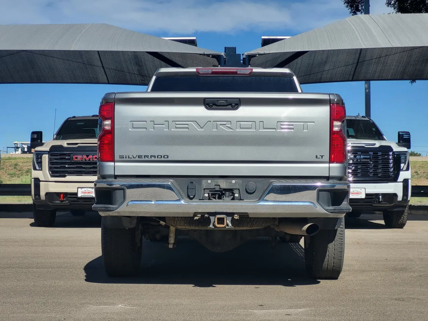 2024 Chevrolet Silverado 2500HD LT | Photo 5 of 23