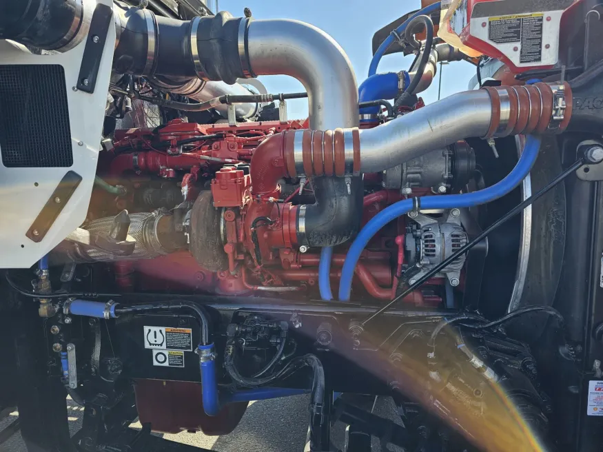 2025 Kenworth W900 | Photo 17 of 21