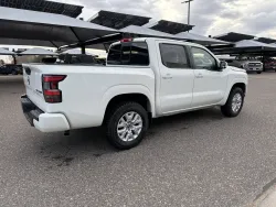 2022 Nissan Frontier SV | Thumbnail Photo 4 of 19