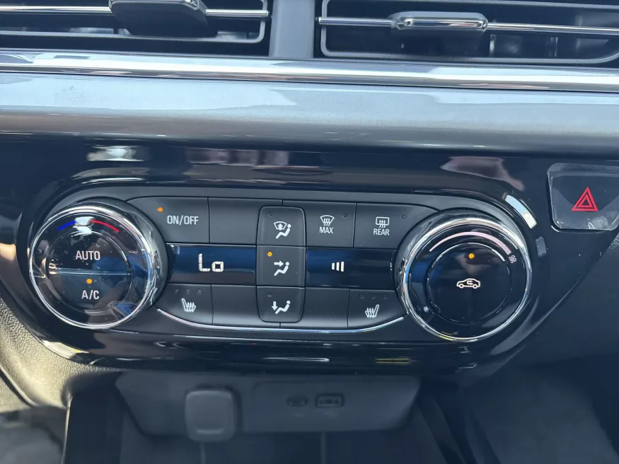 2025 Chevrolet Trax LT | Photo 16 of 20