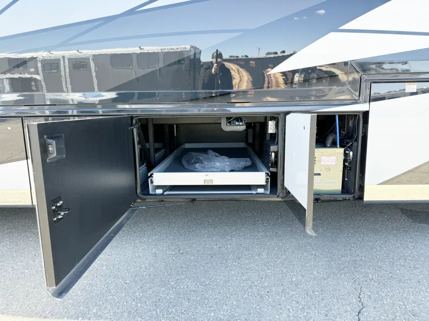 2026 Newmar Essex 4551 | Photo 33 of 33