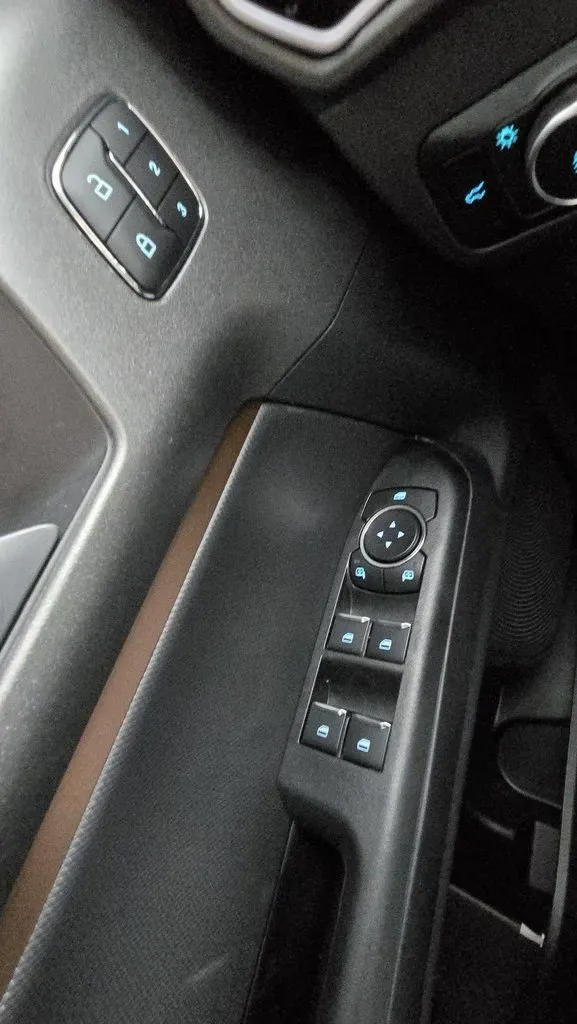 2025 Ford Bronco Sport | Photo 12 of 32