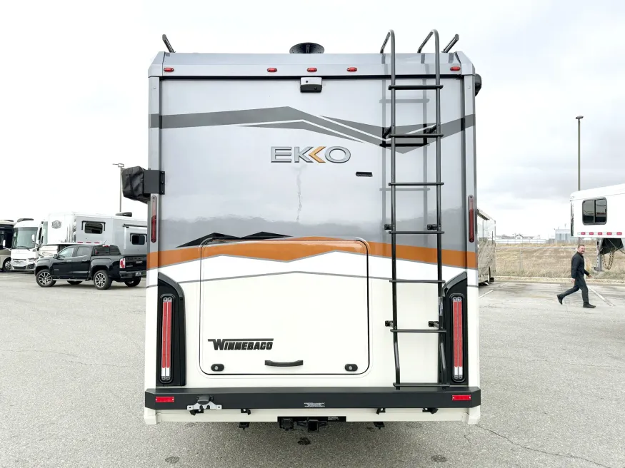 2026 Winnebago EKKO 23B | Photo 16 of 23