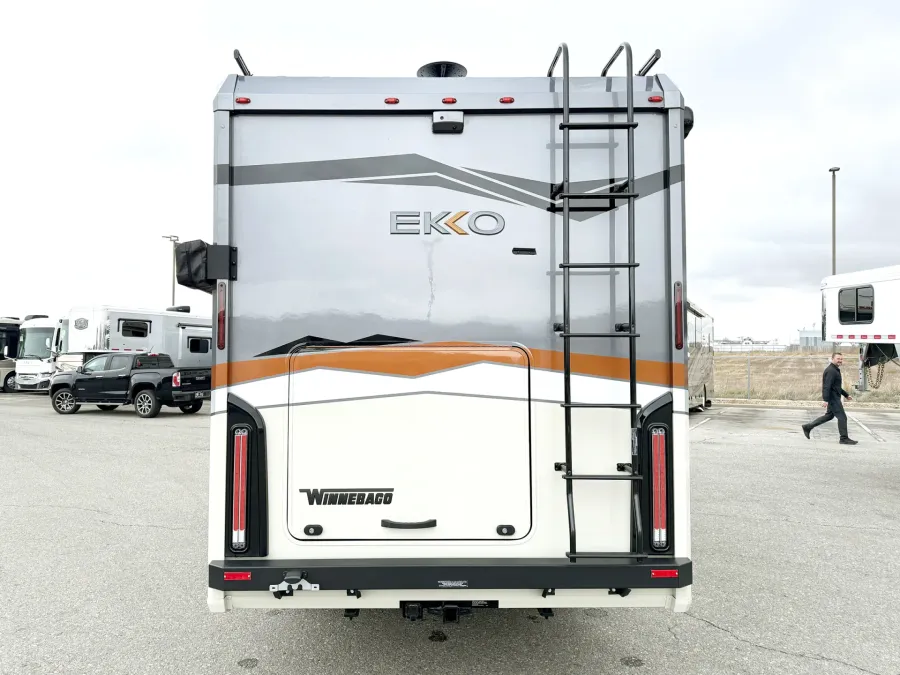 2026 Winnebago EKKO 23B | Photo 16 of 23
