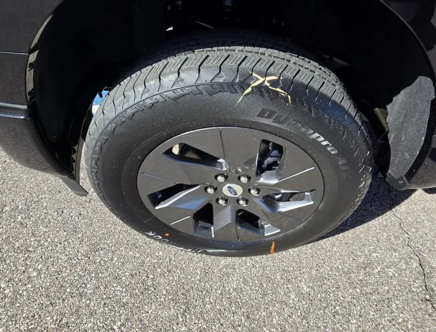 2025 Ford F-150 | Photo 9 of 22