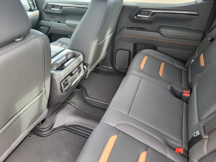2026 GMC Sierra 1500 AT4 | Photo 24 of 27
